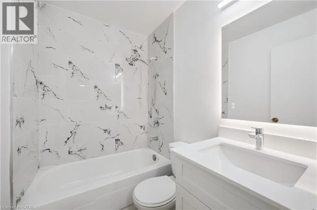 705 GLEN FORREST Boulevard Unit# 8, #8