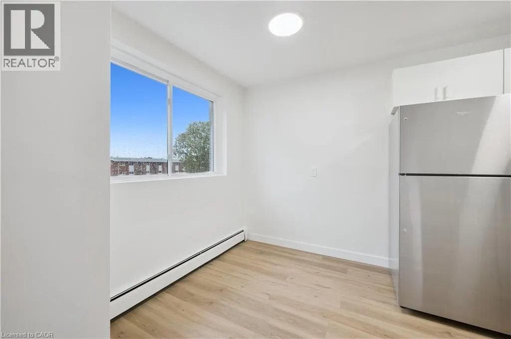 705 GLEN FORREST Boulevard Unit# 8, #8