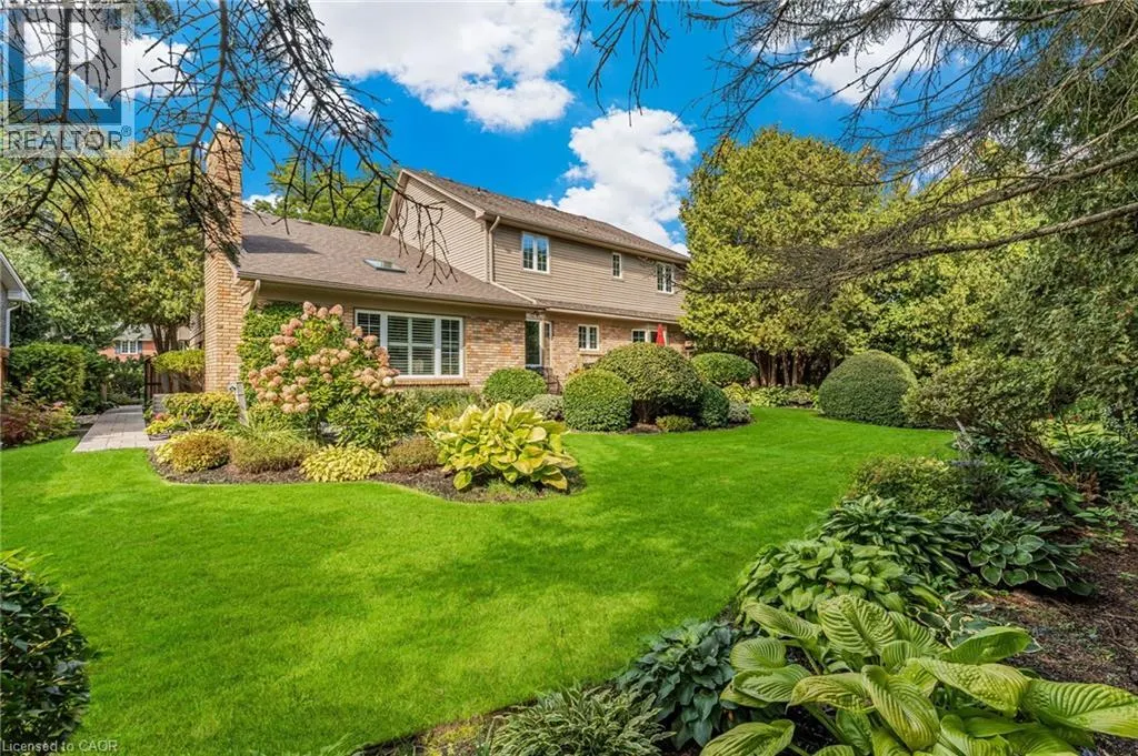 158 BROAD LEAF Crescent