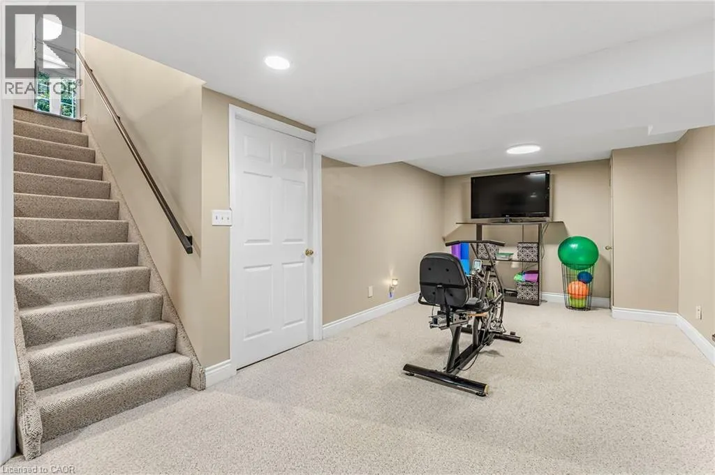 158 BROAD LEAF Crescent