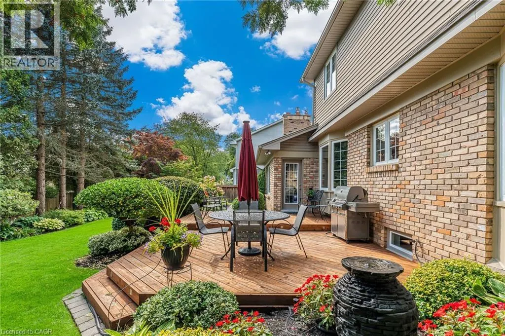 158 BROAD LEAF Crescent