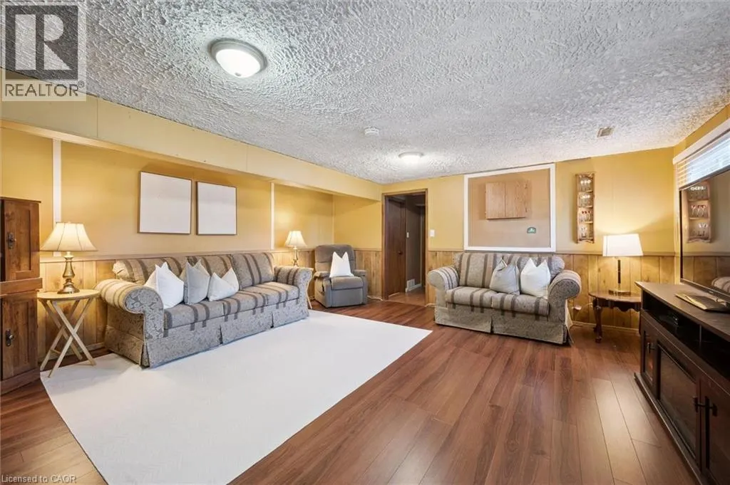 573 PIONEER Drive