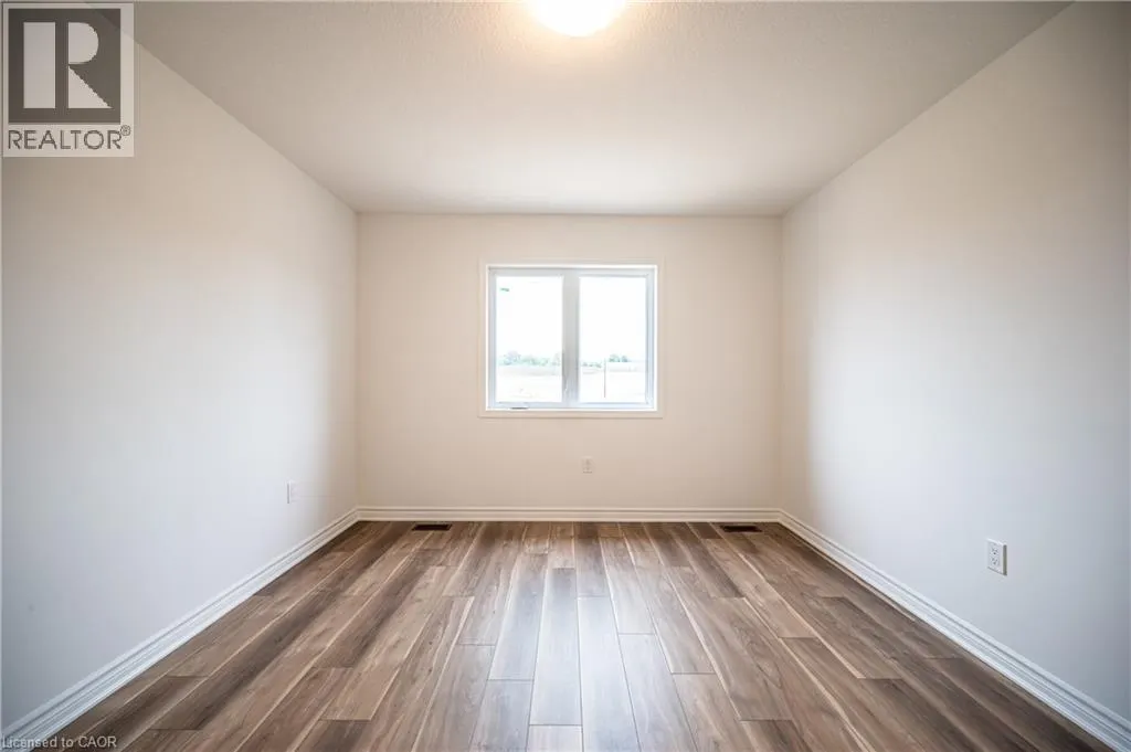 319 ROSENBERG Way