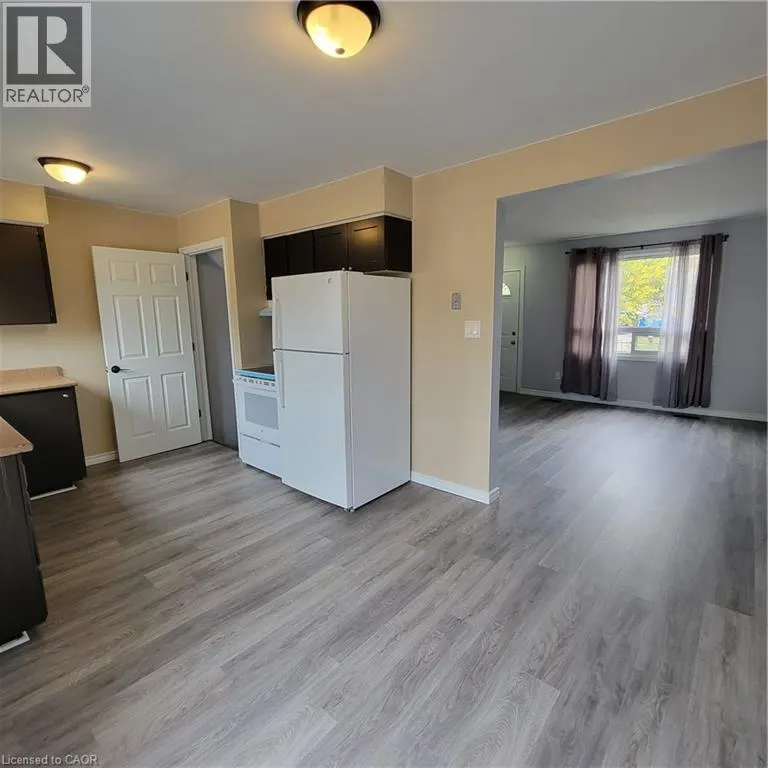 809 WALTER Street Unit# A, #A