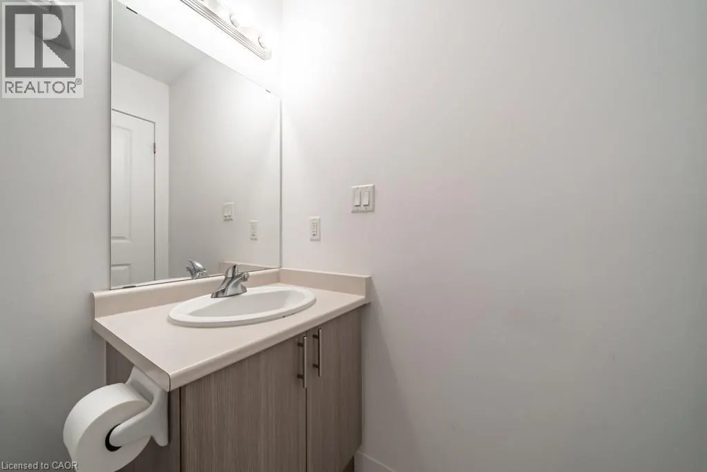 90 CHARLTON Avenue W Unit# 502, #502
