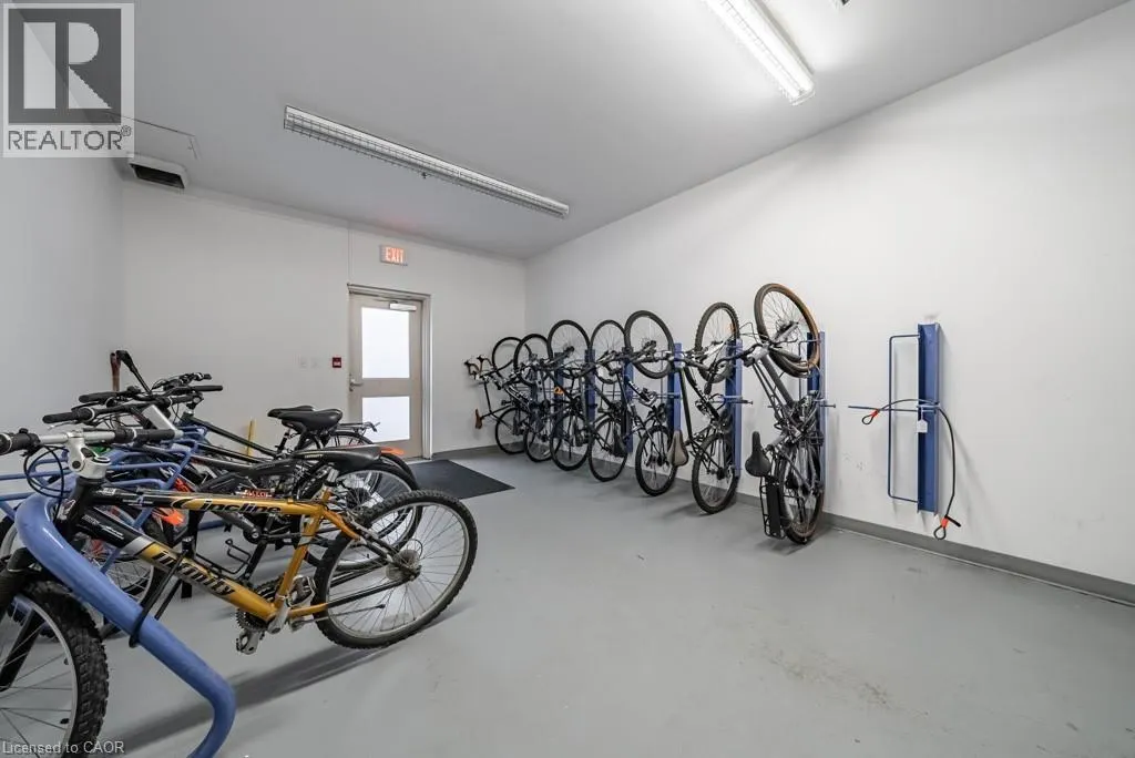 90 CHARLTON Avenue W Unit# 502, #502
