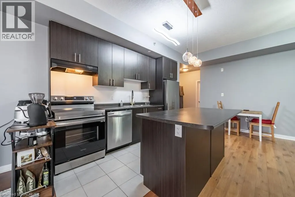 90 CHARLTON Avenue W Unit# 502, #502