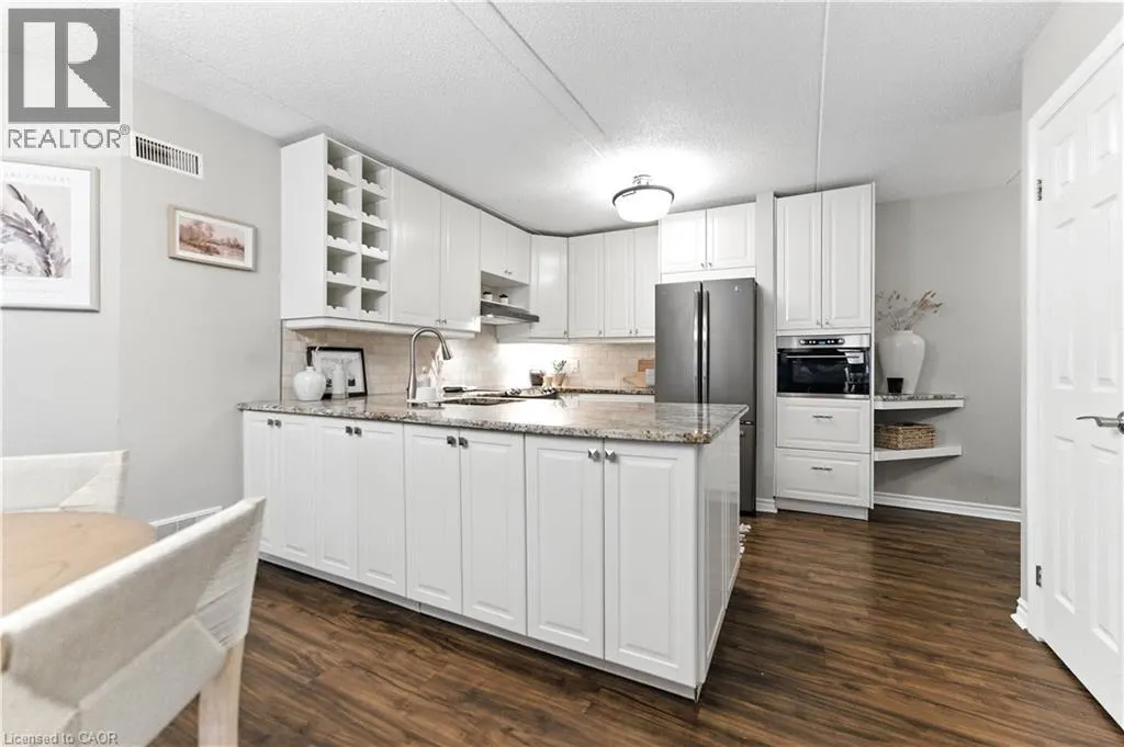 2030 CLEAVER Avenue Unit# 124, #124