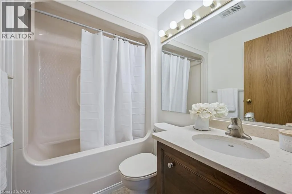 20 ELLEN Street E Unit# 610, #610