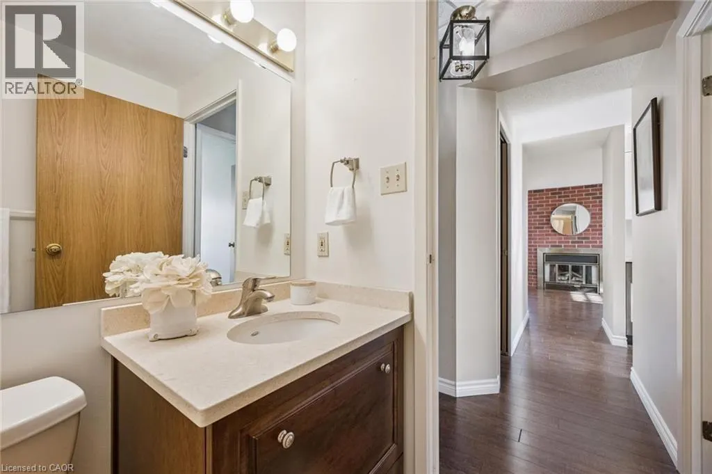 20 ELLEN Street E Unit# 610, #610