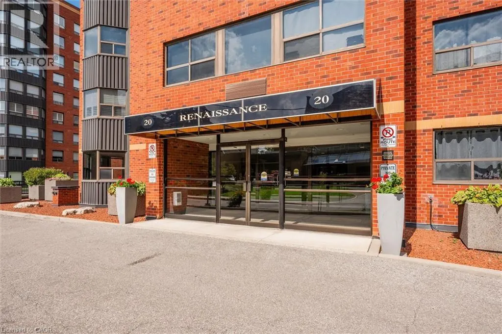 20 ELLEN Street E Unit# 610, #610