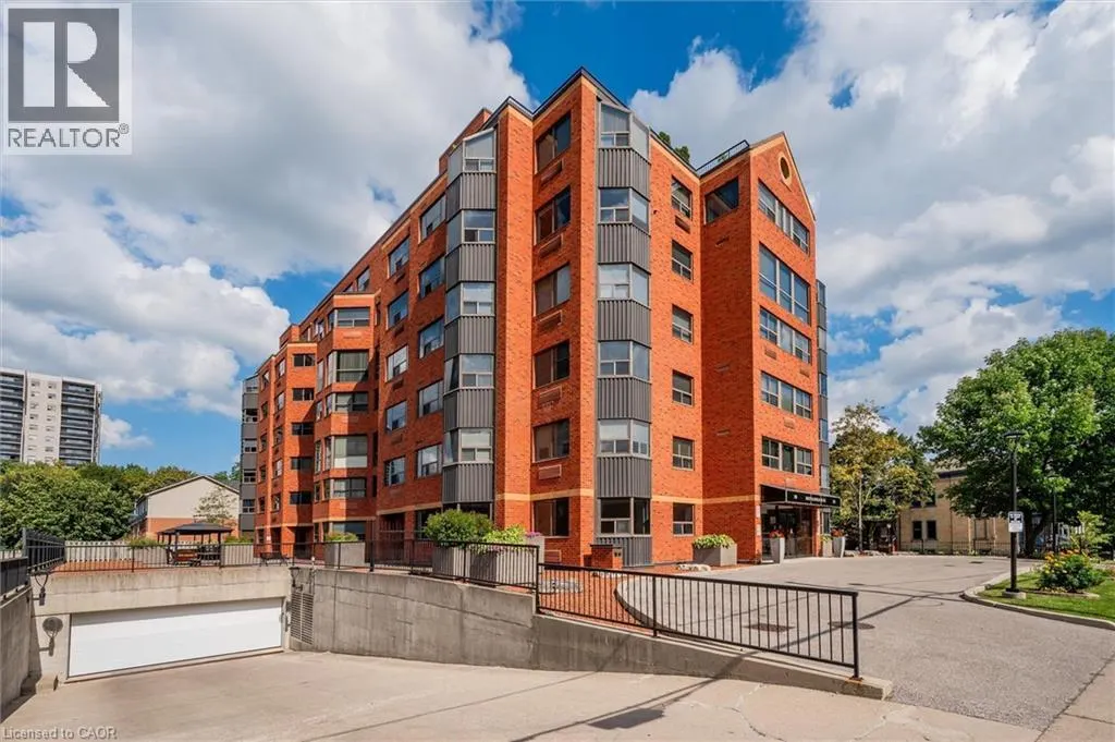 20 ELLEN Street E Unit# 610, #610