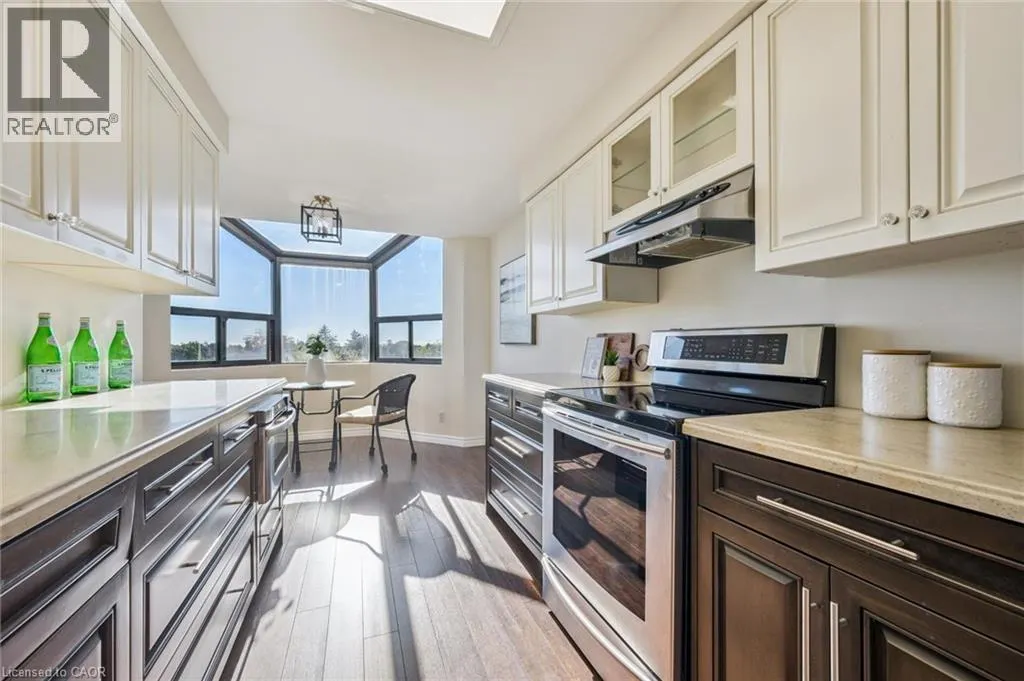20 ELLEN Street E Unit# 610, #610