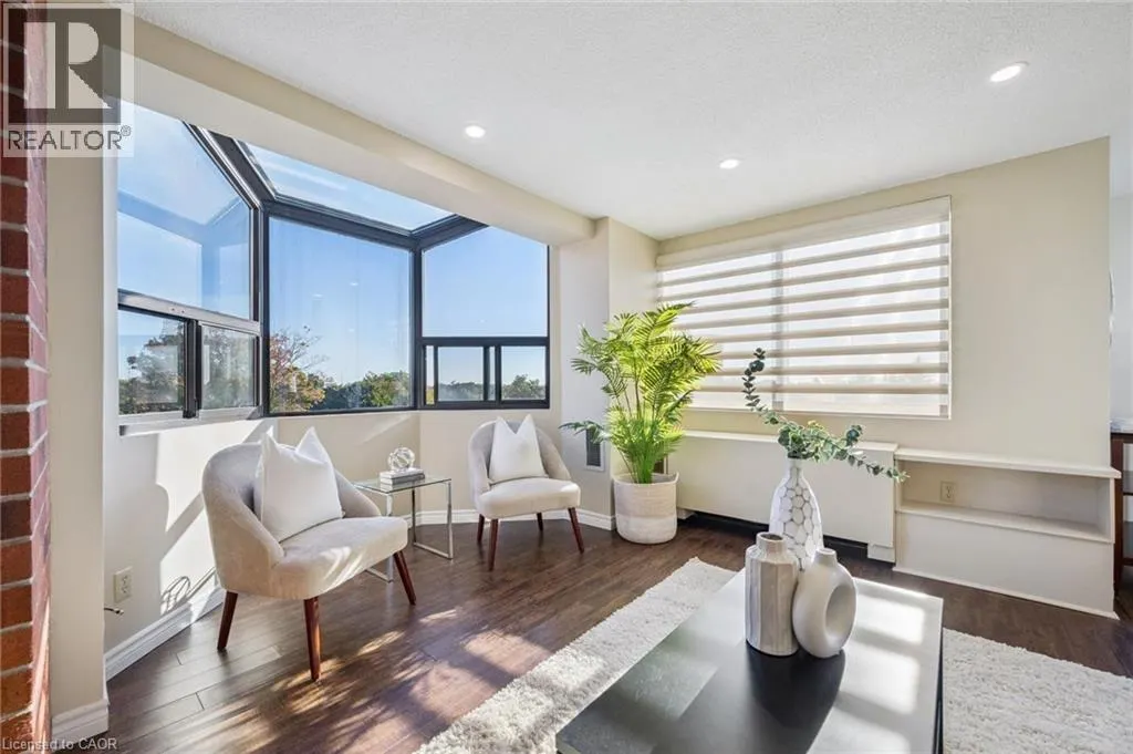 20 ELLEN Street E Unit# 610, #610