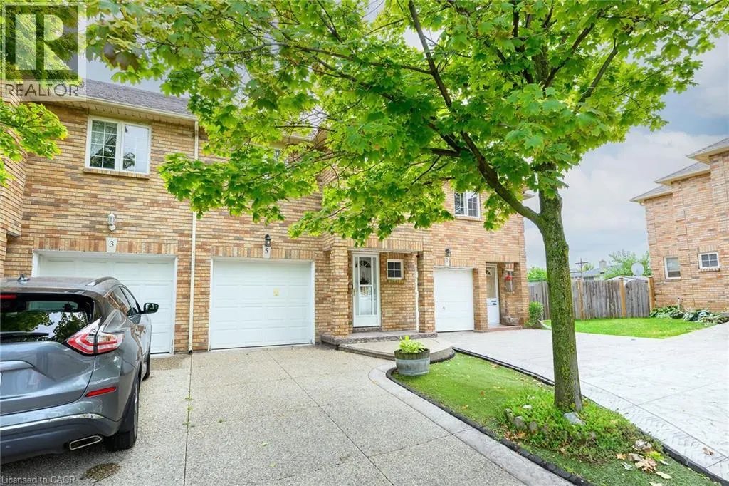 5 VULCAN Court