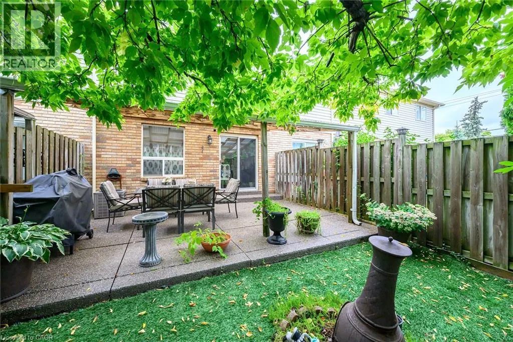 5 VULCAN Court