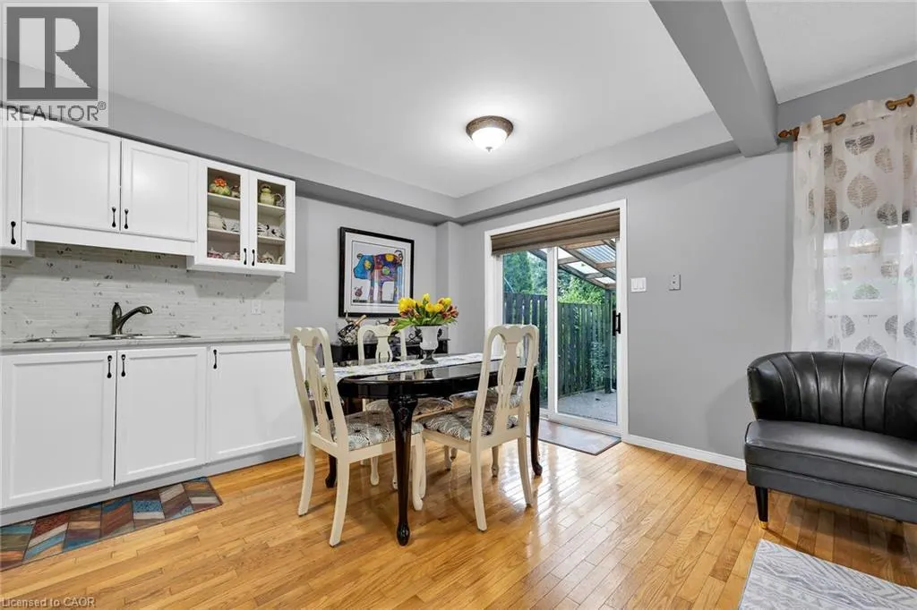 5 VULCAN Court