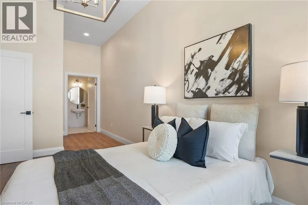 15 MAIN Street Unit# 303, #303