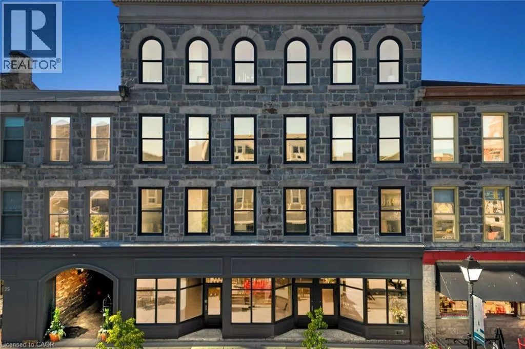 15 MAIN Street Unit# 303, #303