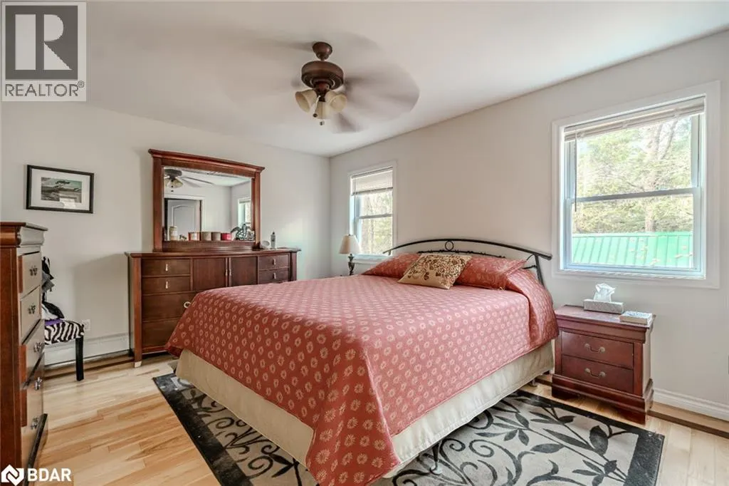 4 CLOVER Court