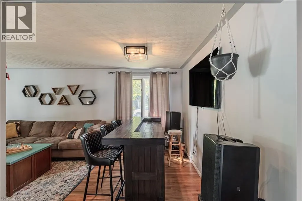 57 THOMPSON Drive