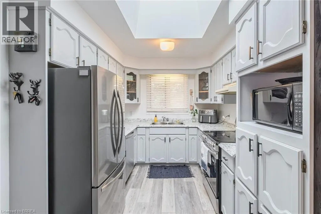 57 THOMPSON Drive