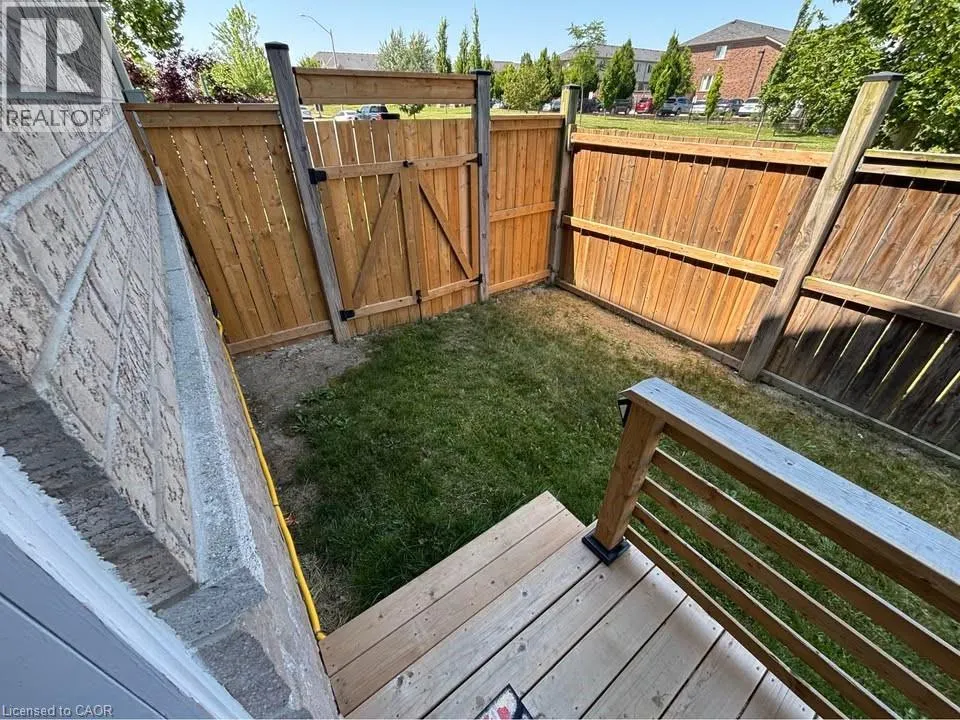 4 BANKFIELD Crescent Unit# 2, #2