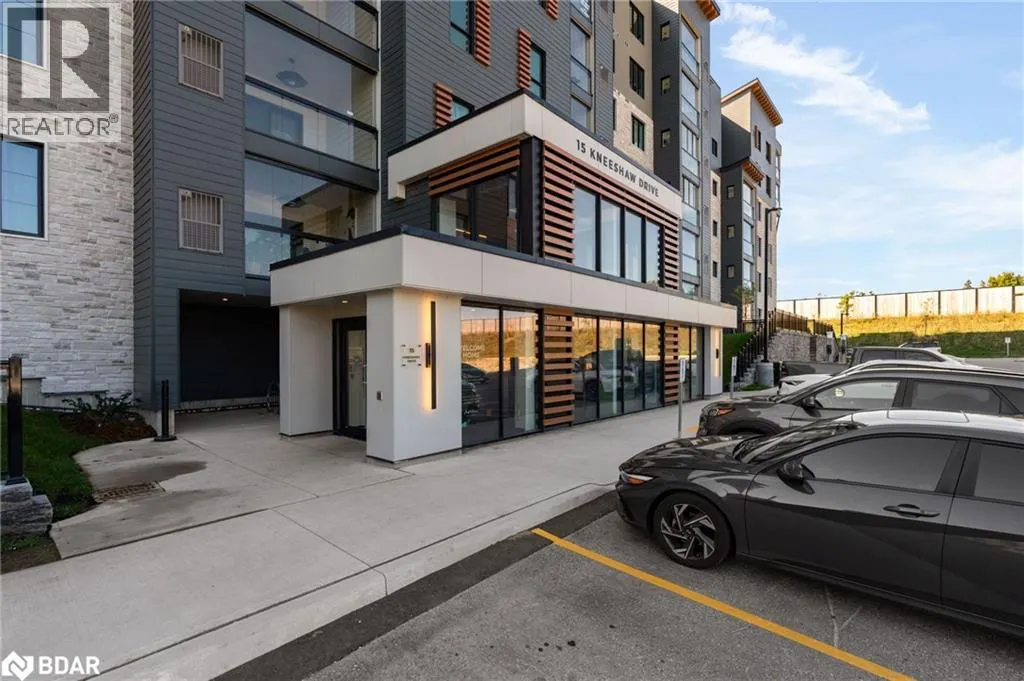 15 KNEESHAW DRIVE Drive Unit# 607, #607
