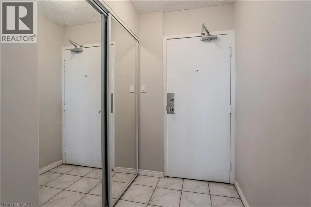 975 WARWICK Court Unit# 1510, #1510