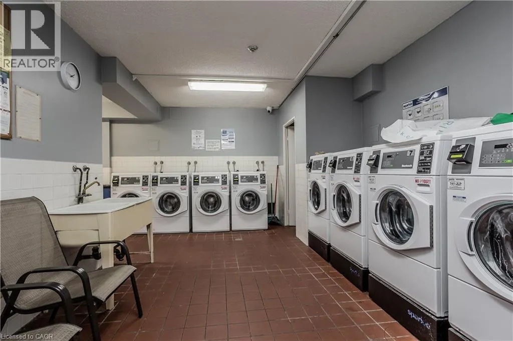 975 WARWICK Court Unit# 1510, #1510