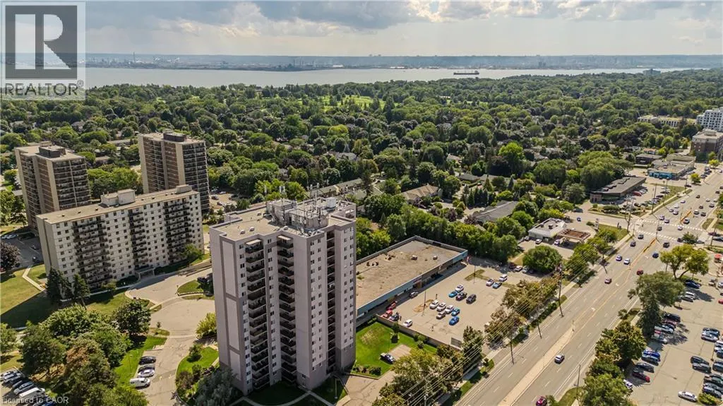 975 WARWICK Court Unit# 1510, #1510