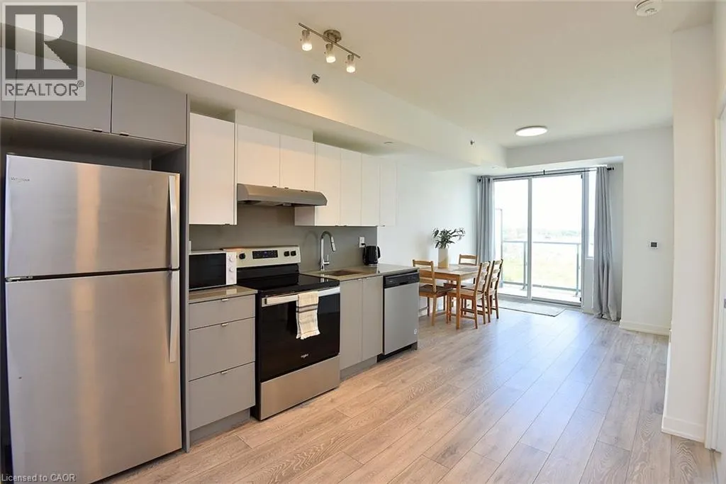 3200 DAKOTA Common Unit# B1006, #B1006