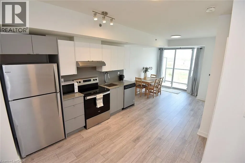 3200 DAKOTA Common Unit# B1006, #B1006