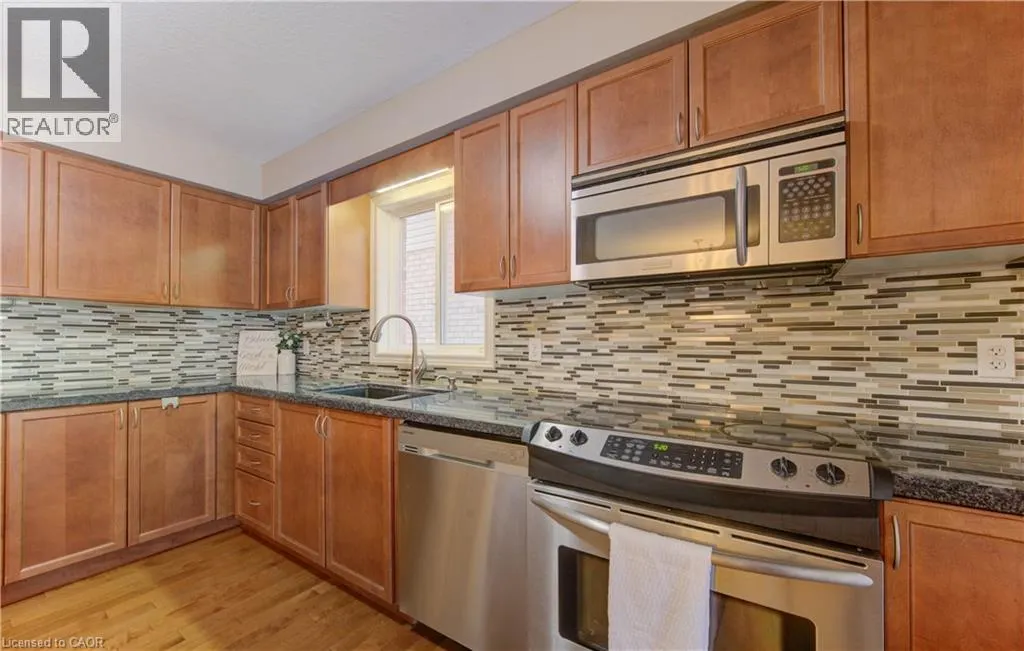 27 OLIVEWOOD Way