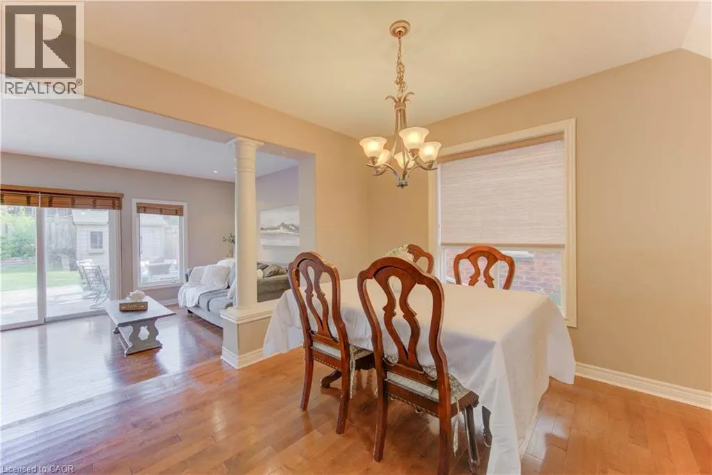 27 OLIVEWOOD Way
