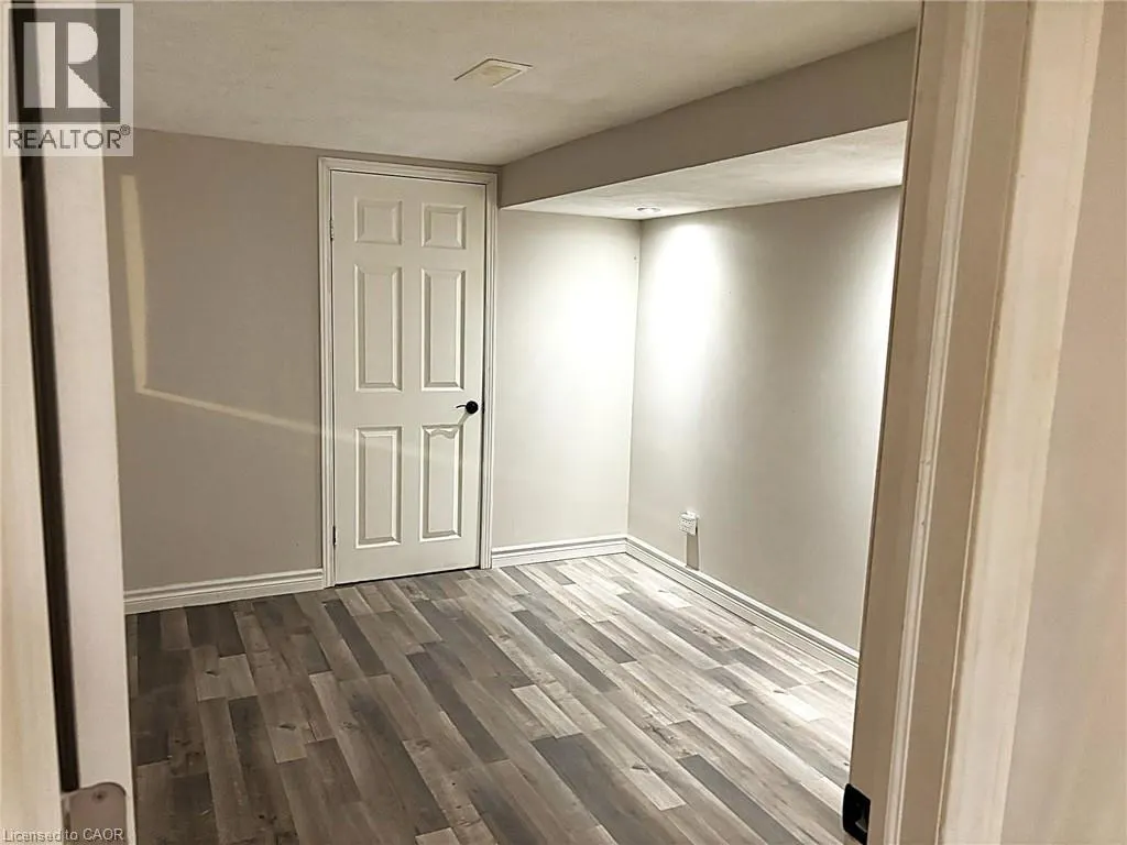 32 BIRCHPARK Drive Unit# 2, #2