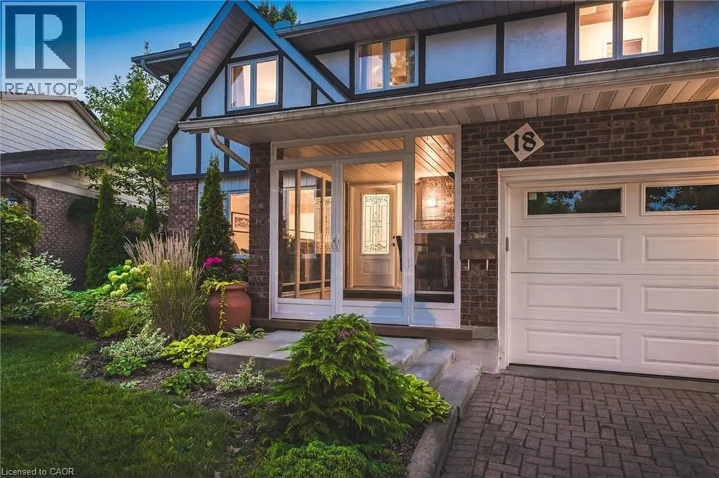 18 WESTCHESTER Place