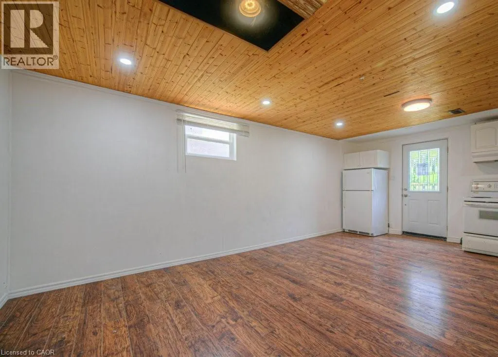 328 CLYDE Road