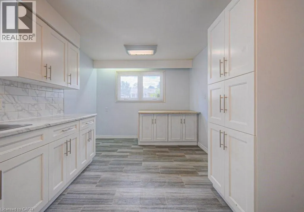 328 CLYDE Road