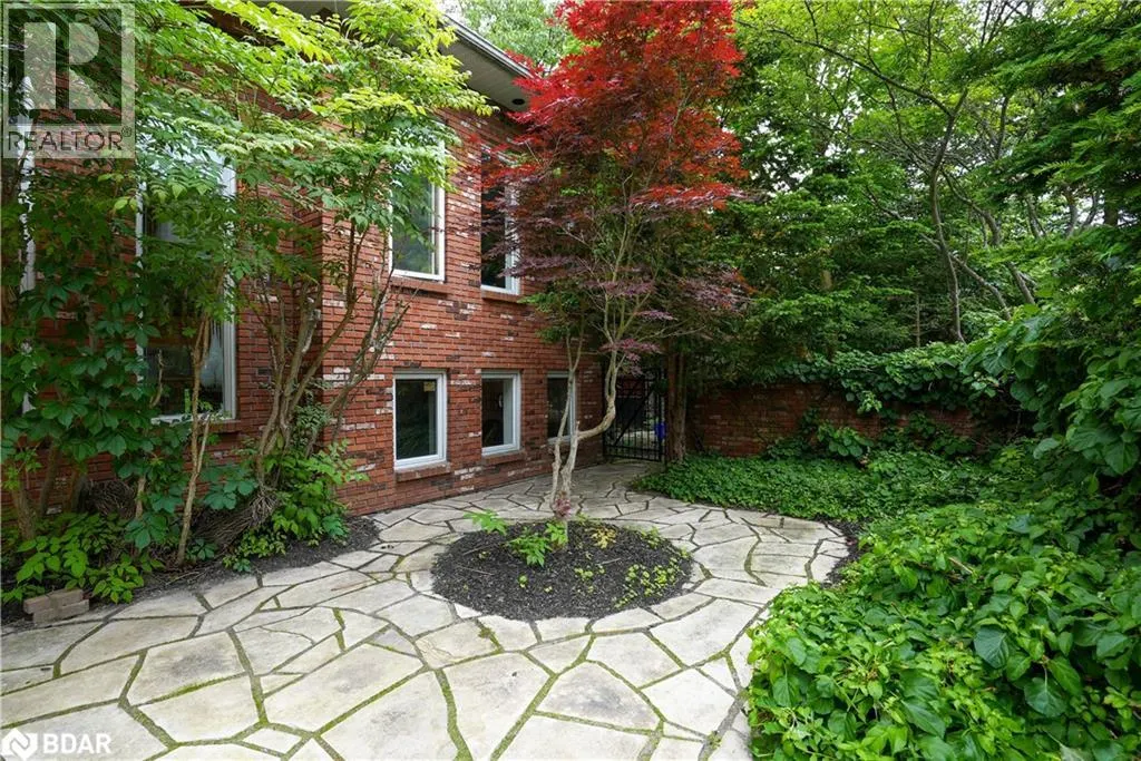 35 JODIES Lane