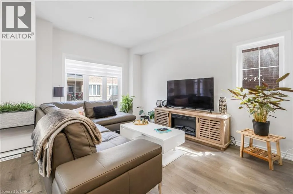 677 PARK Road N Unit# 150, #150