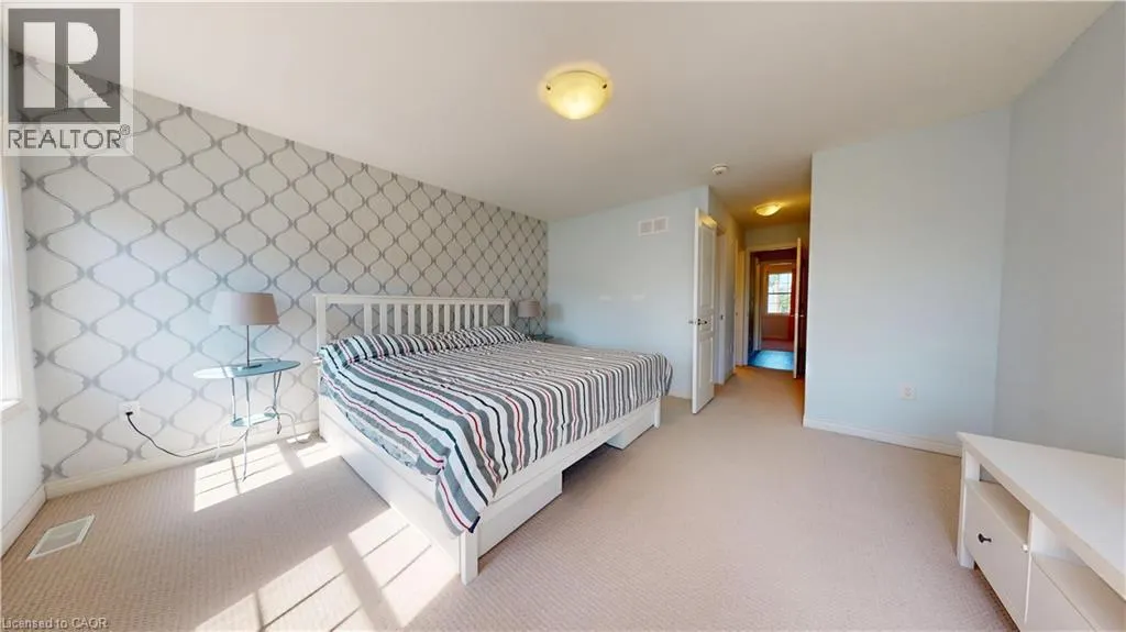 94 ROBERT PEEL Road Unit# UPPER, #UPPER