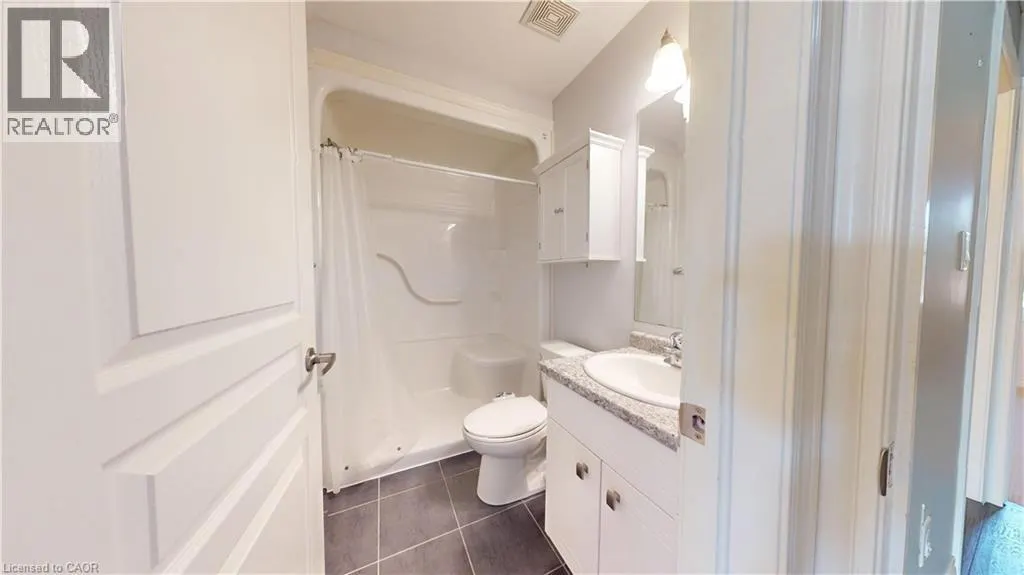 94 ROBERT PEEL Road Unit# UPPER, #UPPER