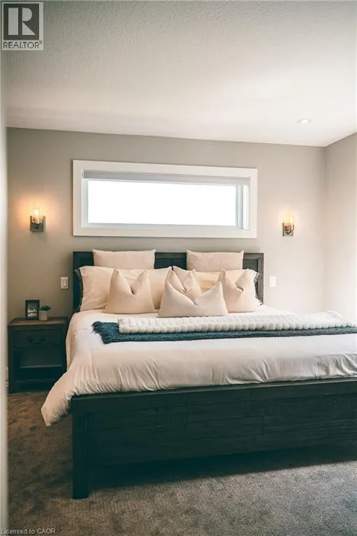 884 ROBERT FERRIE Drive