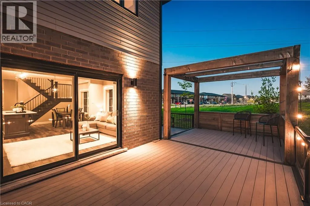 884 ROBERT FERRIE Drive