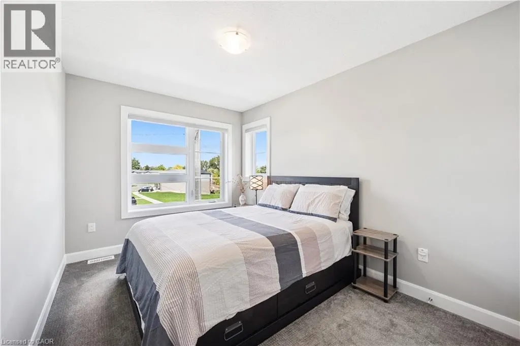 884 ROBERT FERRIE Drive