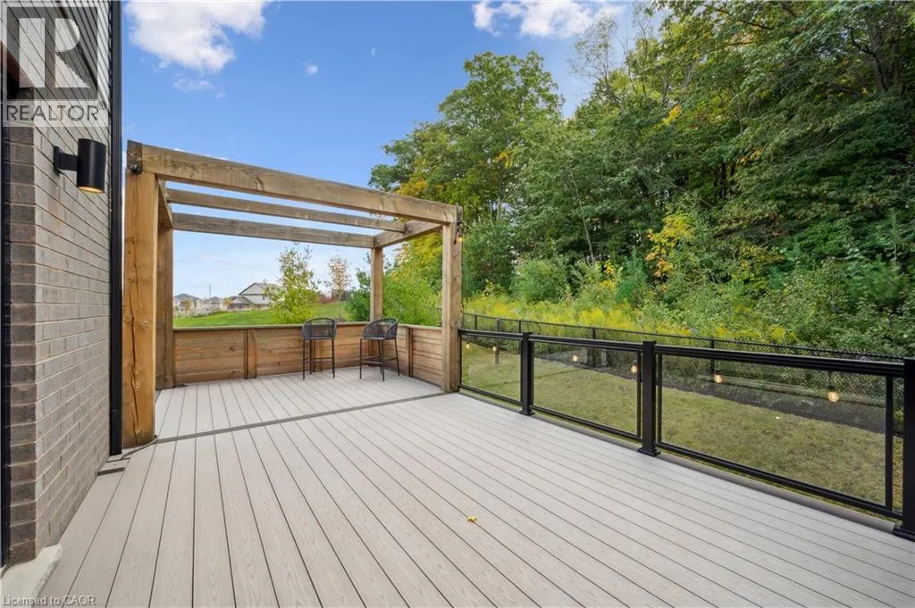 884 ROBERT FERRIE Drive