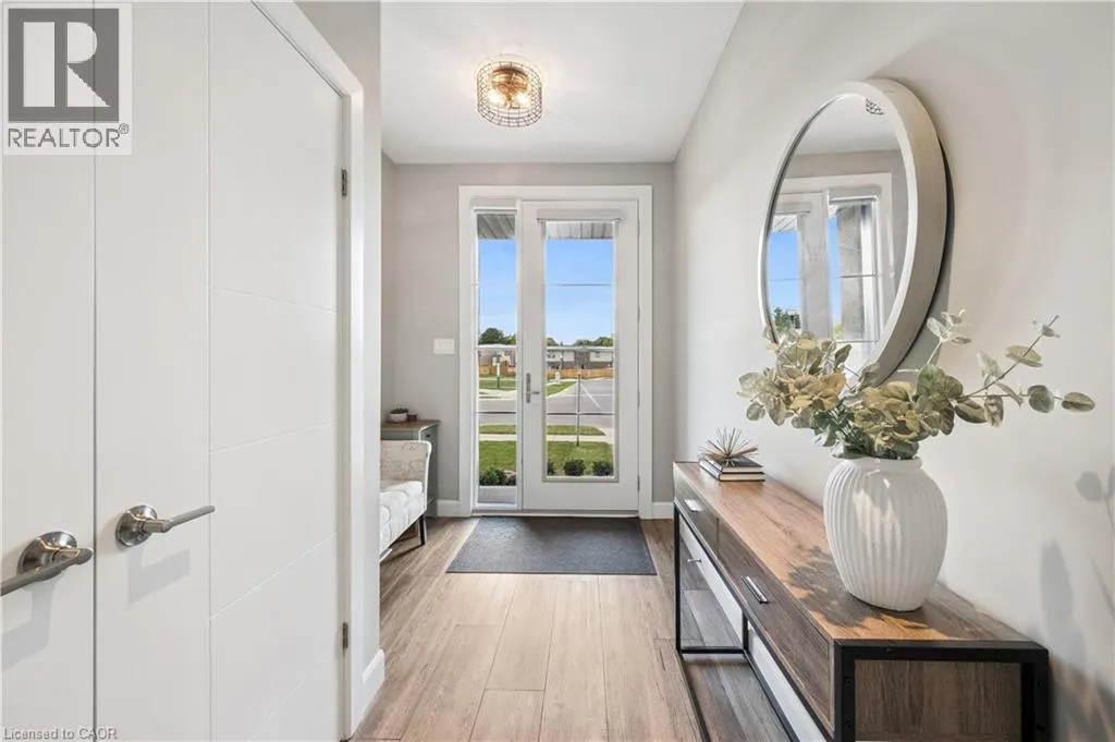 884 ROBERT FERRIE Drive