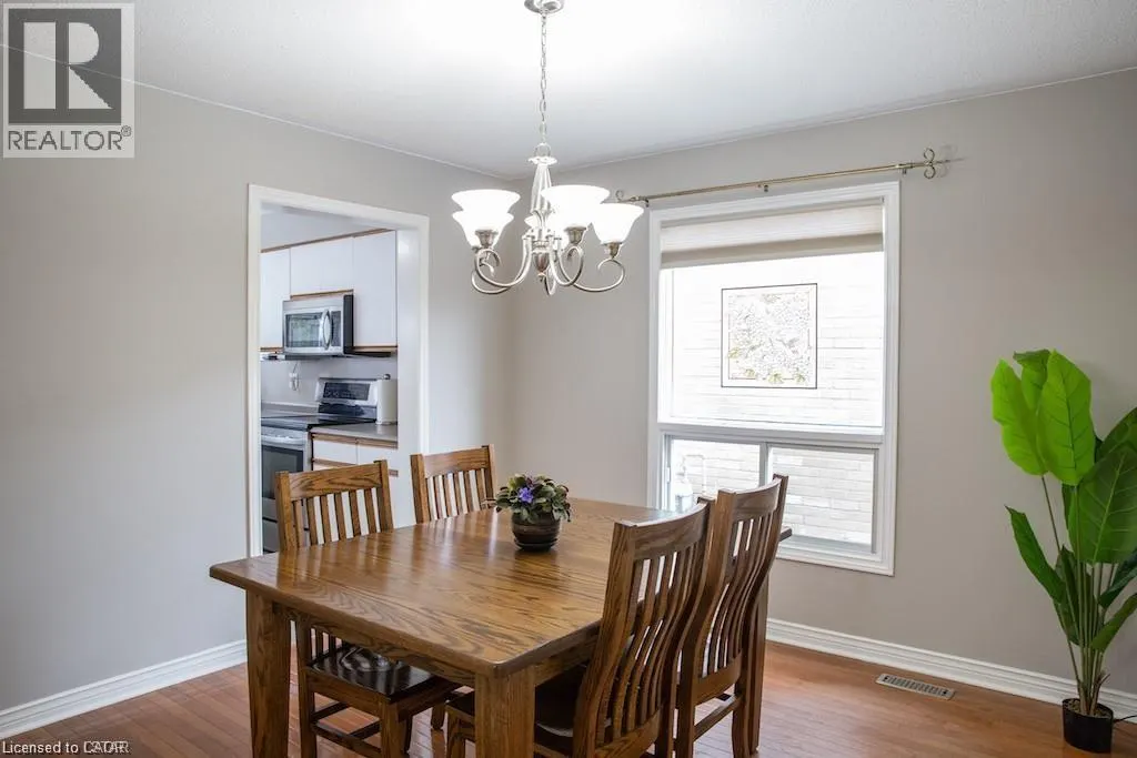 42 REDWOOD Lane