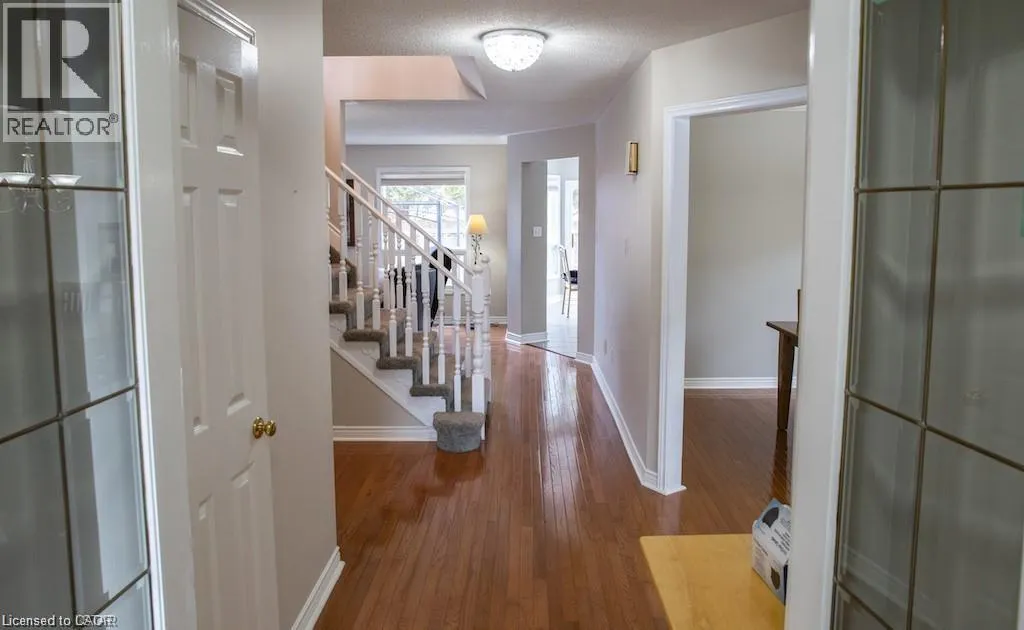 42 REDWOOD Lane